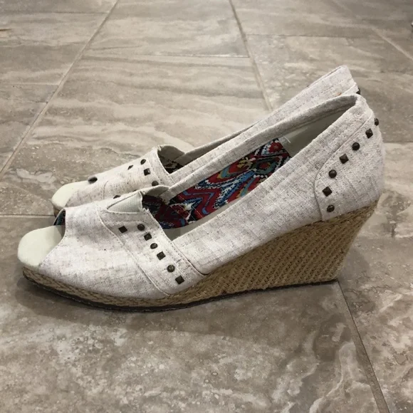 Skechers Womens Cloth Wedge (3.5”) Open Toe Sandals - Picture 3 of 12